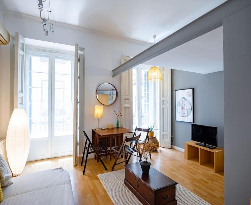 Beautiful Apartment In Malasana For 3 Pax - Ferrer 마드리드 외부 사진